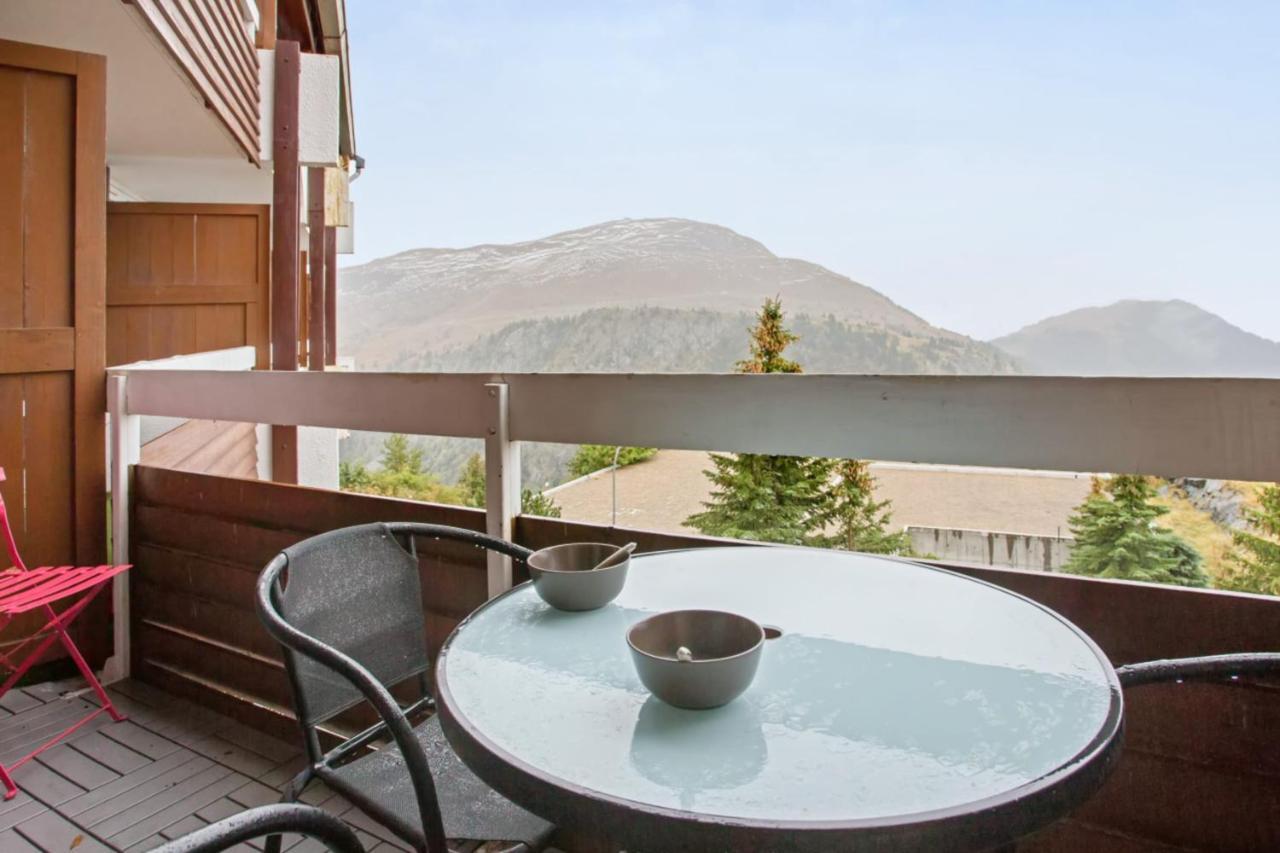 Appartement Des Horizons - Welkeys Huez Exterior photo